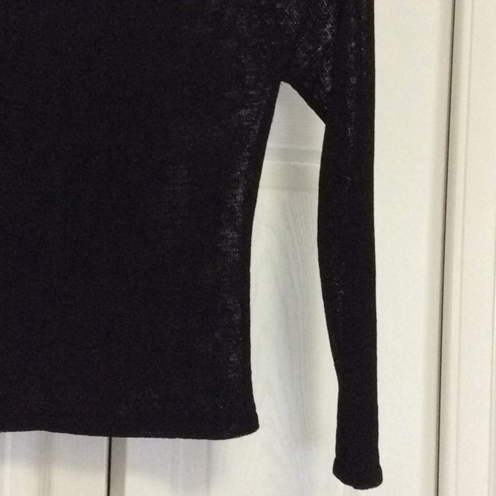 Cute sweater top - Picture 4 of 8